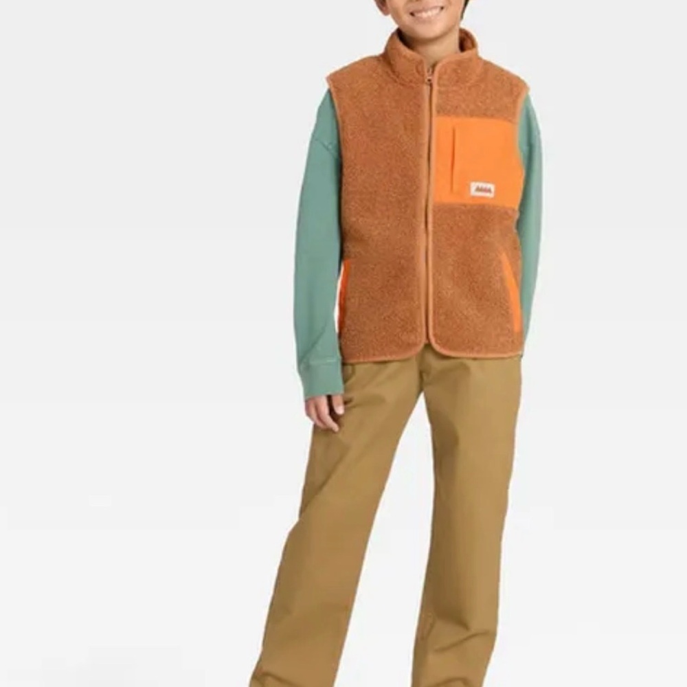 Cat and Jack Boys Zip-Up Vest in size XL (14)